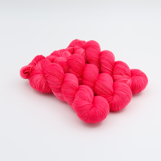 100M single — Peonia